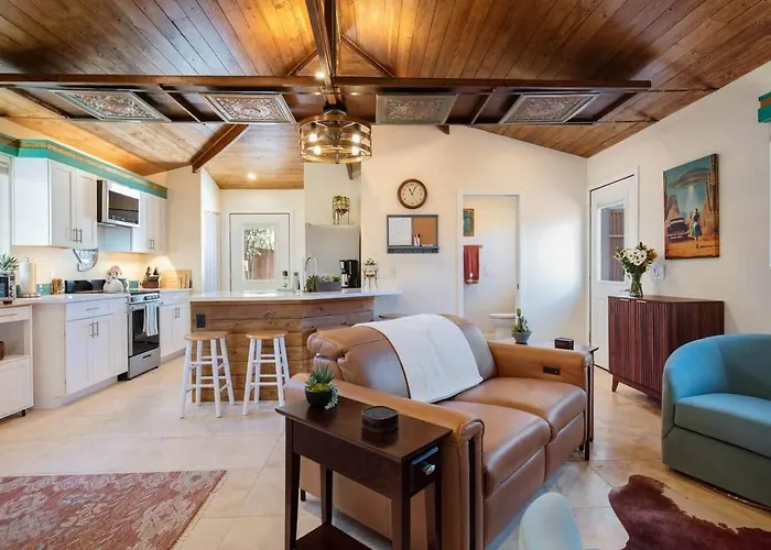 Private Cozy Modern Southwest Style Casita