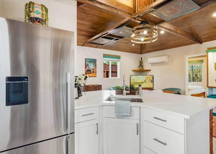 Сasa de vacaciones Private Cozy Modern Southwest Style Casita Tucson